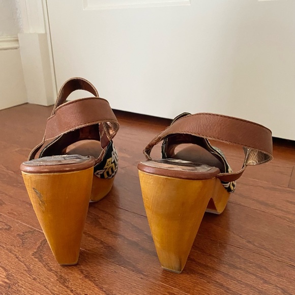 Cynthia Vincent wooded heeled sling back shoes - Picture 4 of 6